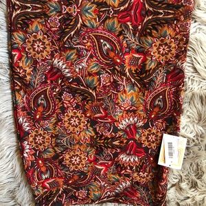 NWT Lularoe Cassie skirt size M